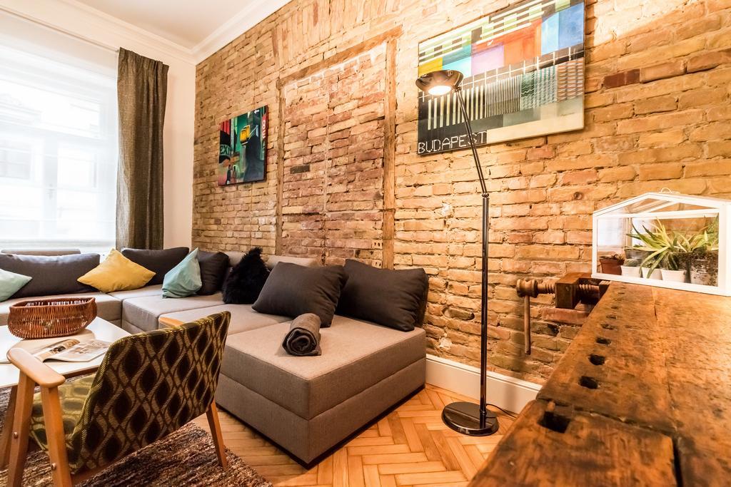 Urbana Hipster Downtown Budapest Bagian luar foto