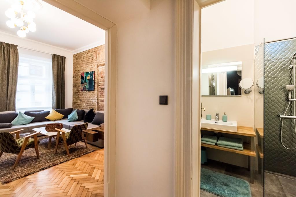 Urbana Hipster Downtown Budapest Bagian luar foto